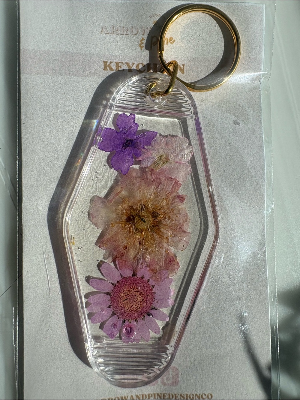 Handmade Pink & Purple Pressed Flower Keychain -motel style